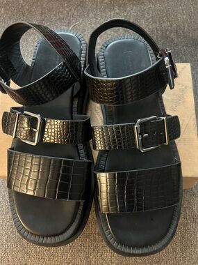 Topshop Black Croc-Embossed Buckle Strap Sandals